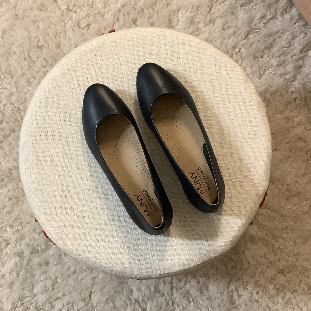MJNY by Marc Joseph women’s flats black size 8.5